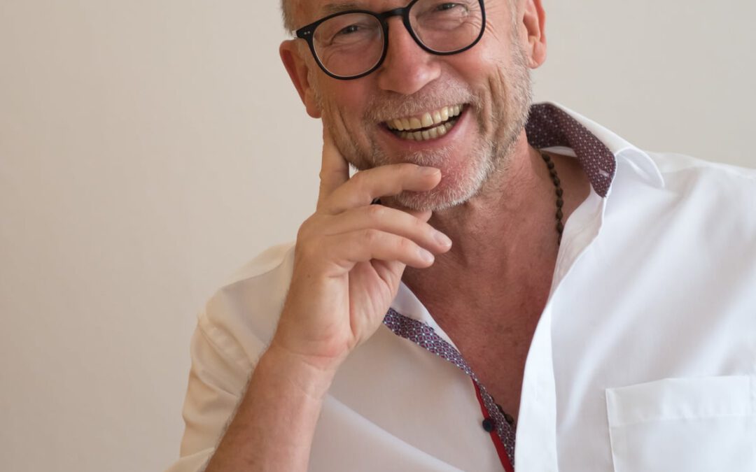 Social Distance Constellation